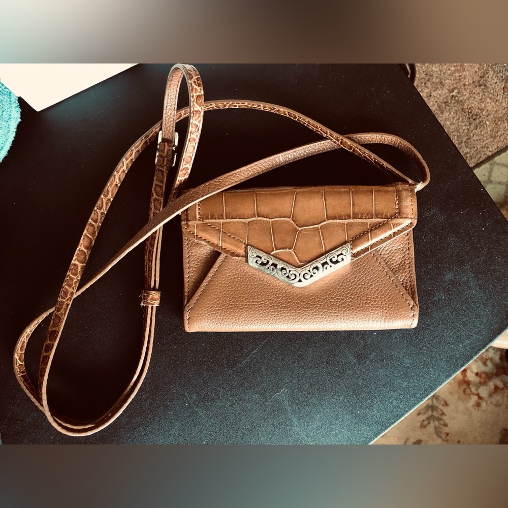 BRIGHTON SMALL CROSSBODY